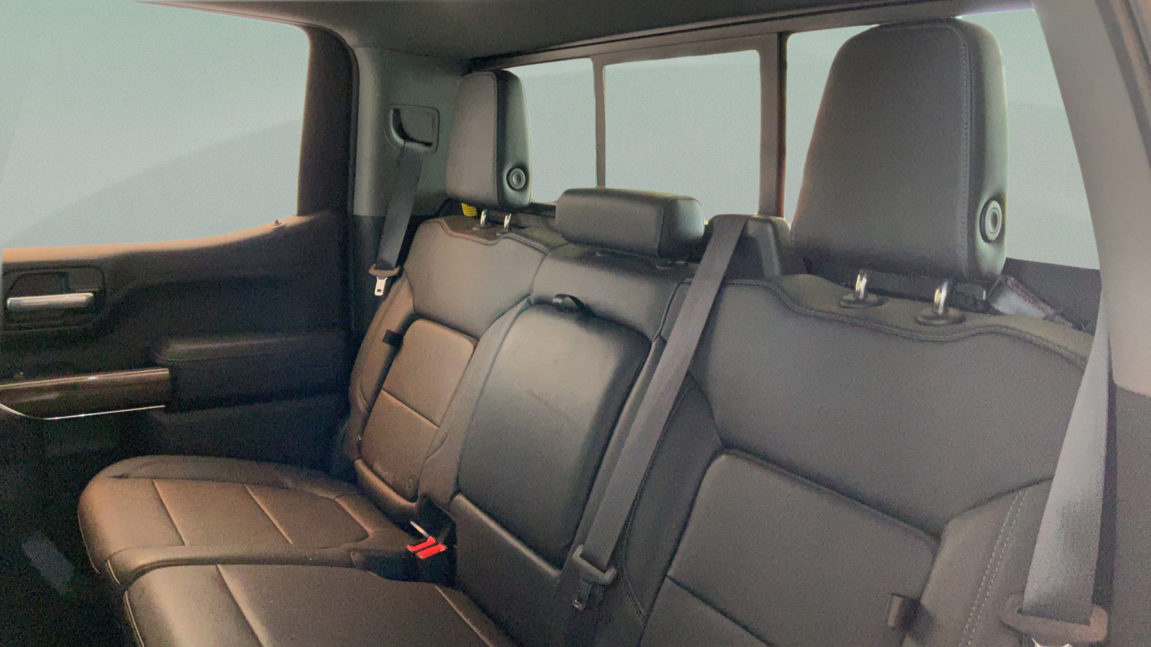 Used 2021 Chevrolet Silverado 1500 LT Trail Boss w/ Convenience Package II AWD/4WD image 31