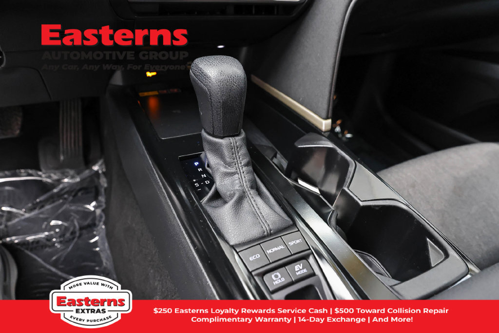 Used 2025 Toyota Camry LE w/ Convenience Package FWD image 14