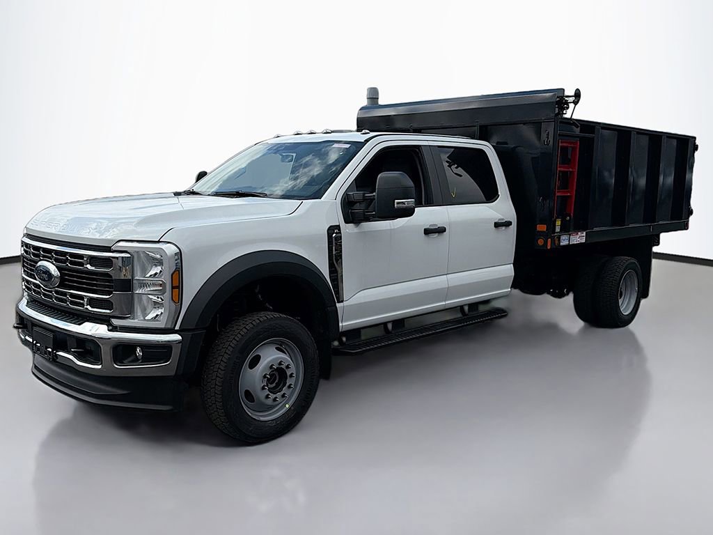 New 2026 Ford F550 4x4 Crew Cab image 3
