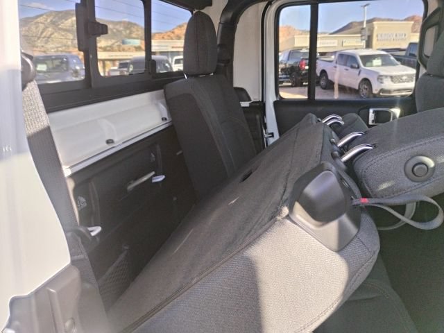 New 2026 Jeep Gladiator Sport AWD/4WD image 19