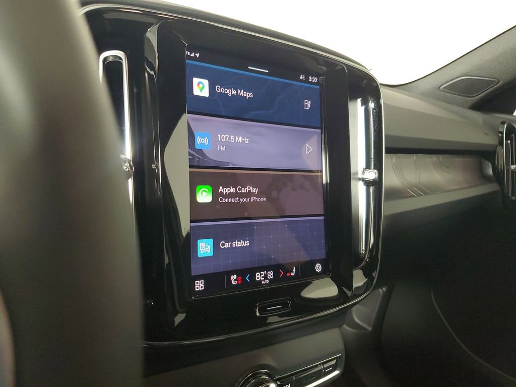 Certified 2024 Volvo XC40 Recharge Core w/ Protection Package Premier image 30