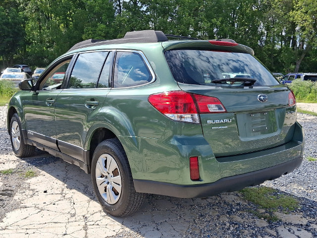 Used 2013 Subaru Outback 2.5i AWD/4WD image 6
