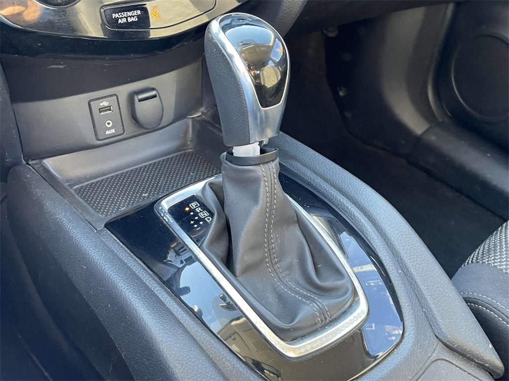 Used 2017 Nissan Rogue Sport SV w/ SV Premium Package image 23