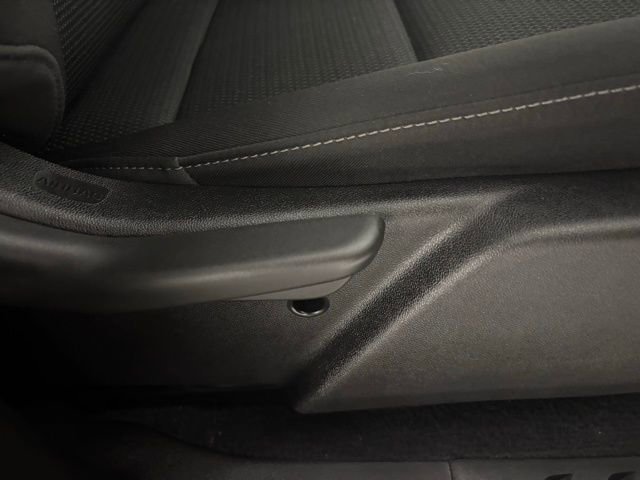 Used 2024 GMC Canyon Elevation w/ Convenience Package image 18