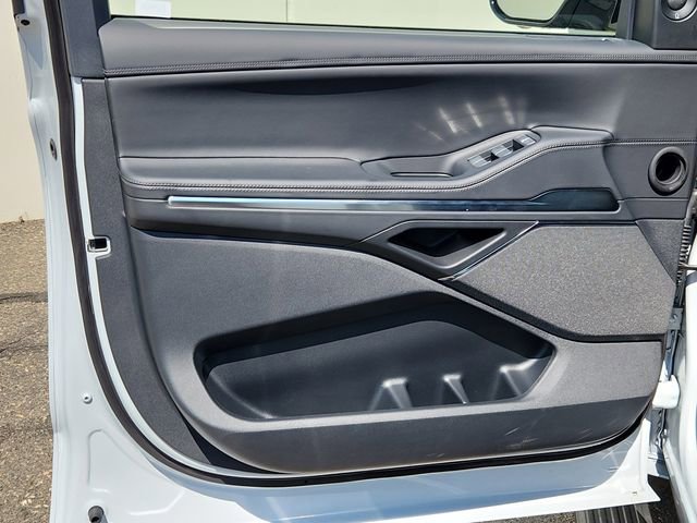 New 2025 Lincoln Navigator Reserve image 9