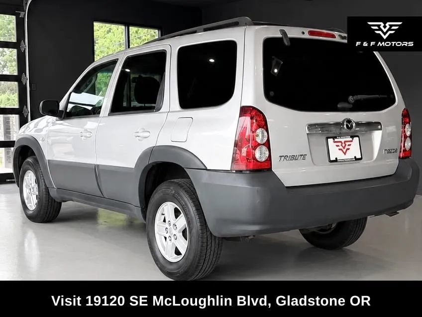 Used 2005 MAZDA Tribute I FWD image 4