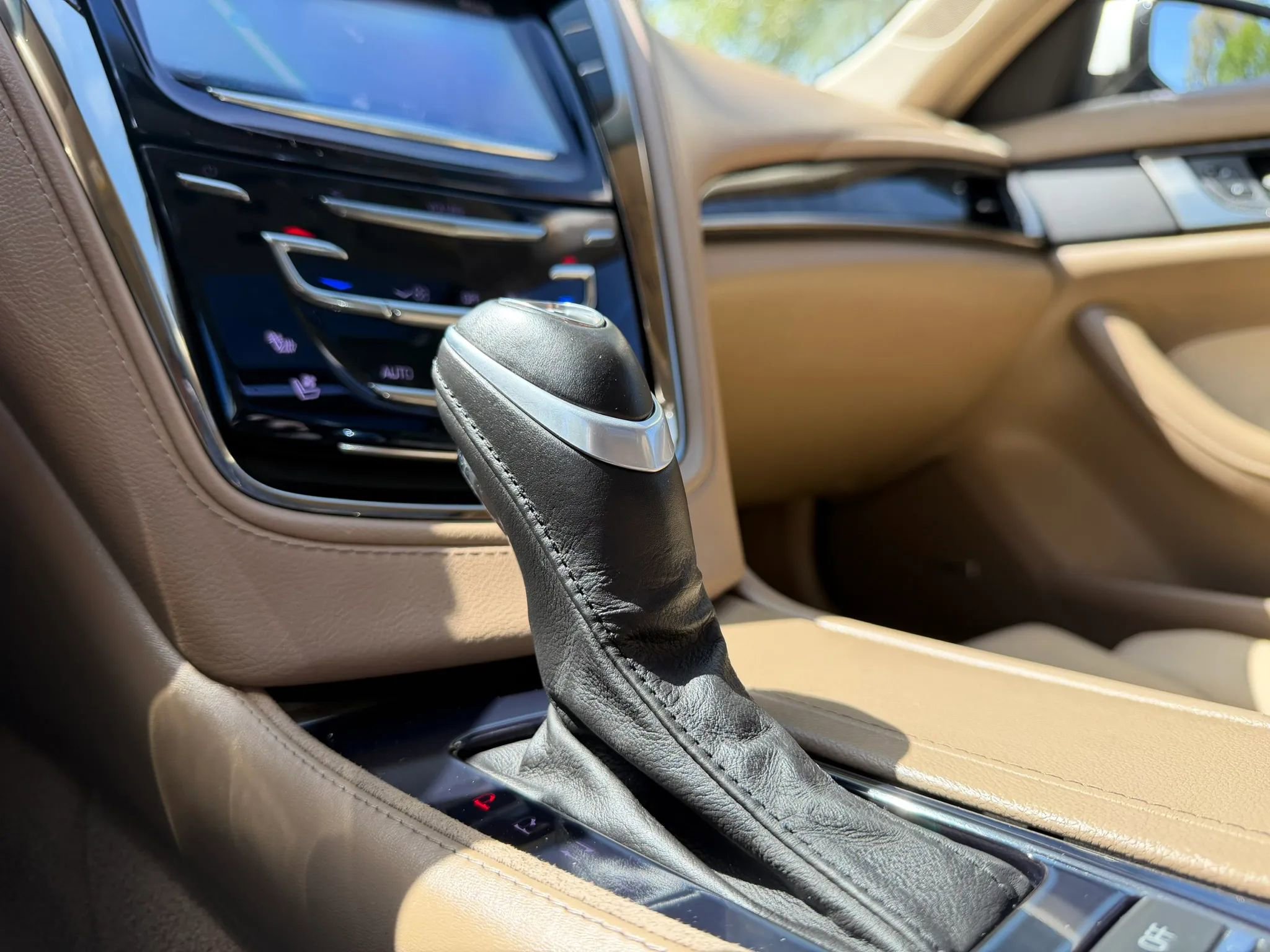 Used 2014 Cadillac CTS Premium RWD image 30