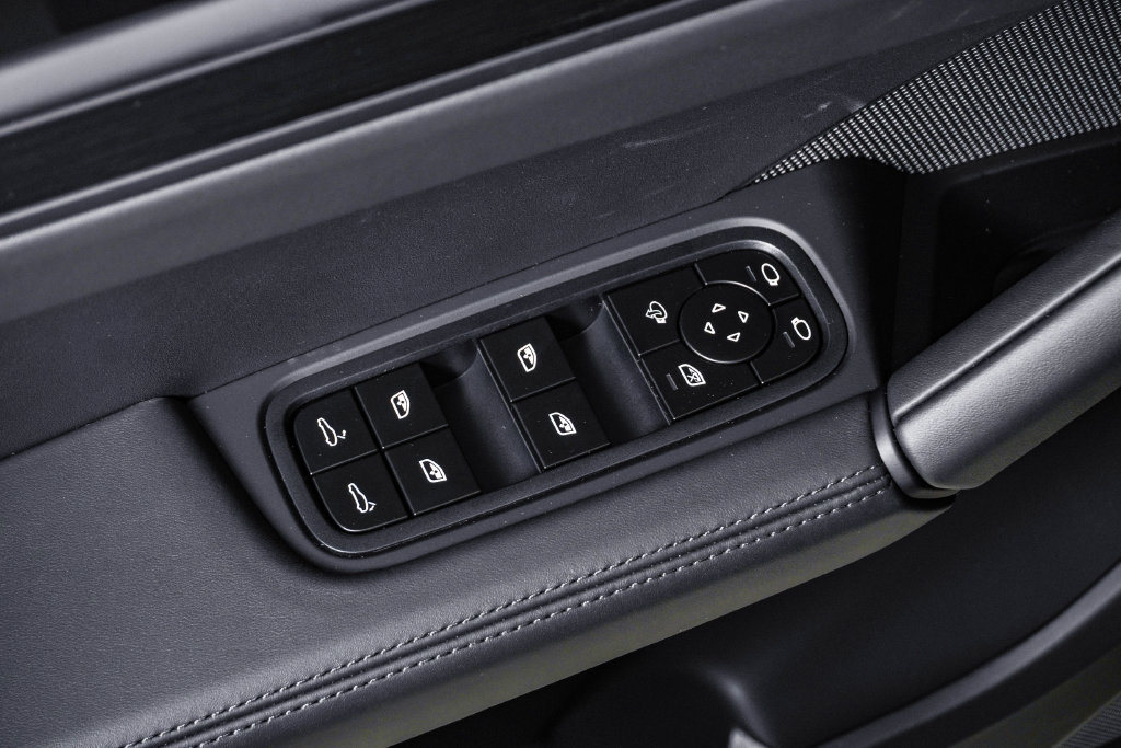 New 2026 Porsche Cayenne GTS AWD/4WD image 26