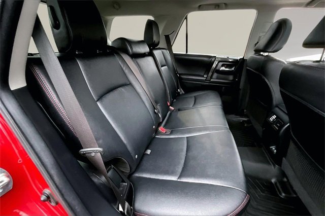 Used 2022 Toyota 4Runner TRD Off-Road Premium image 21