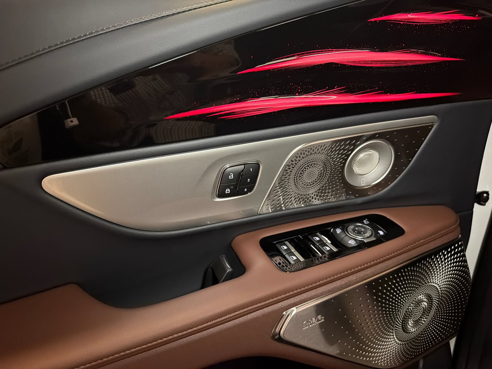 New 2026 Lincoln Nautilus Reserve AWD/4WD image 30