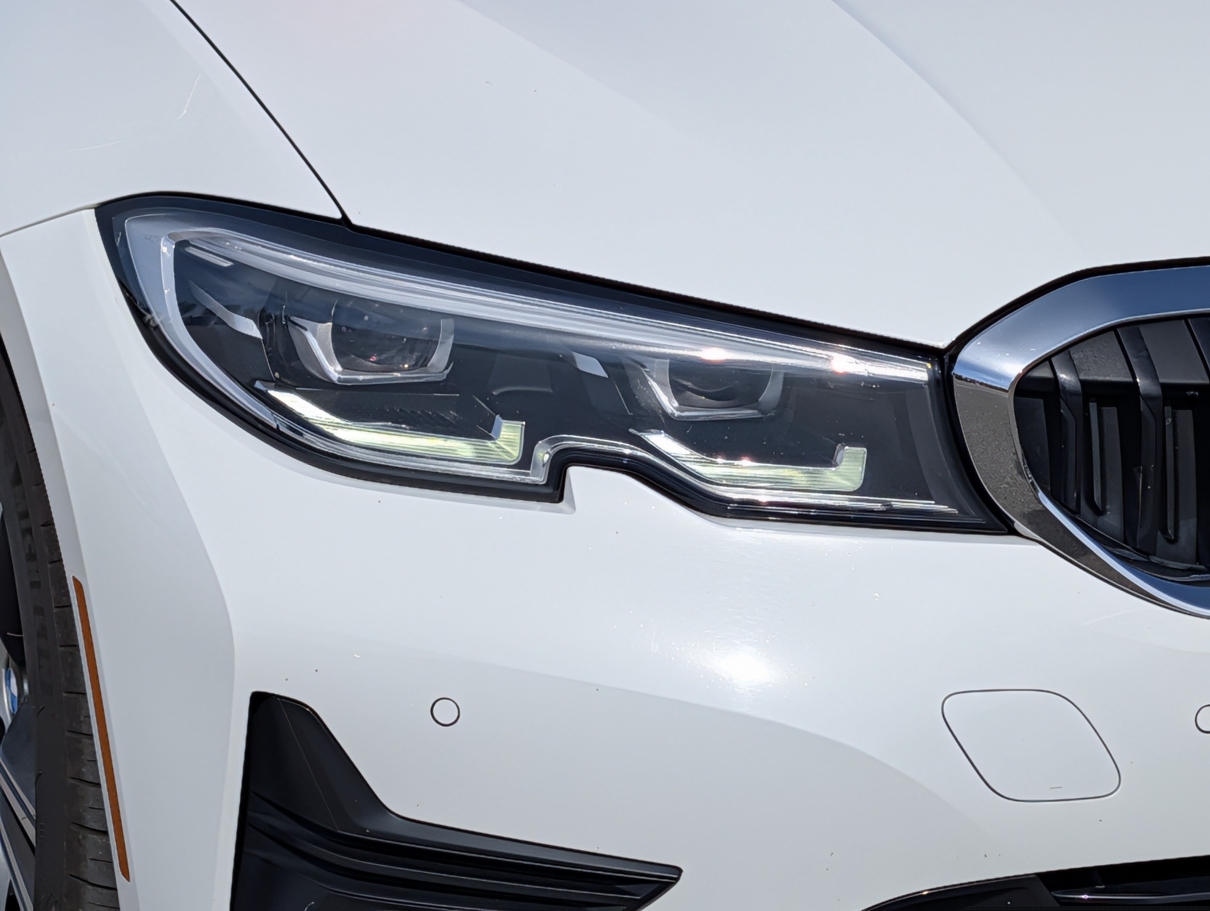 Used 2019 BMW 330i xDrive Sedan w/ Convenience Package AWD/4WD image 9