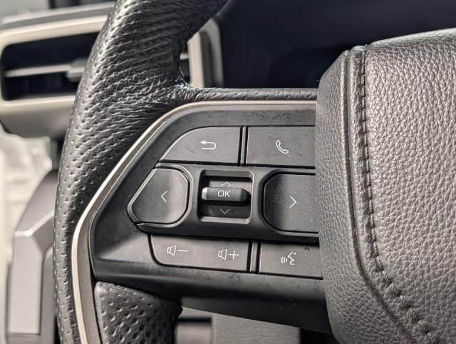 Used 2025 Toyota Tacoma TRD Off-Road AWD/4WD image 17
