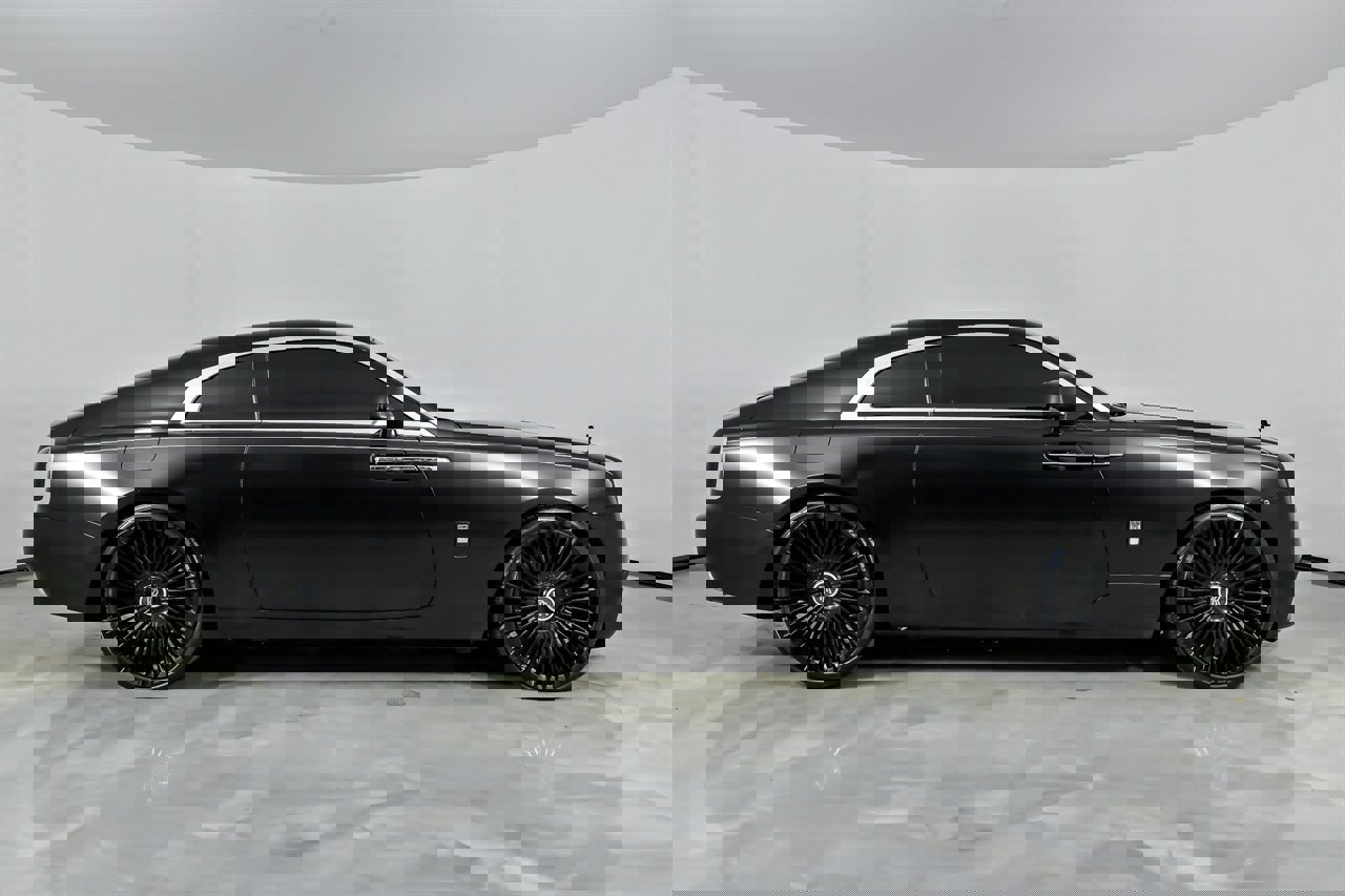 Used 2014 Rolls-Royce Wraith image 14