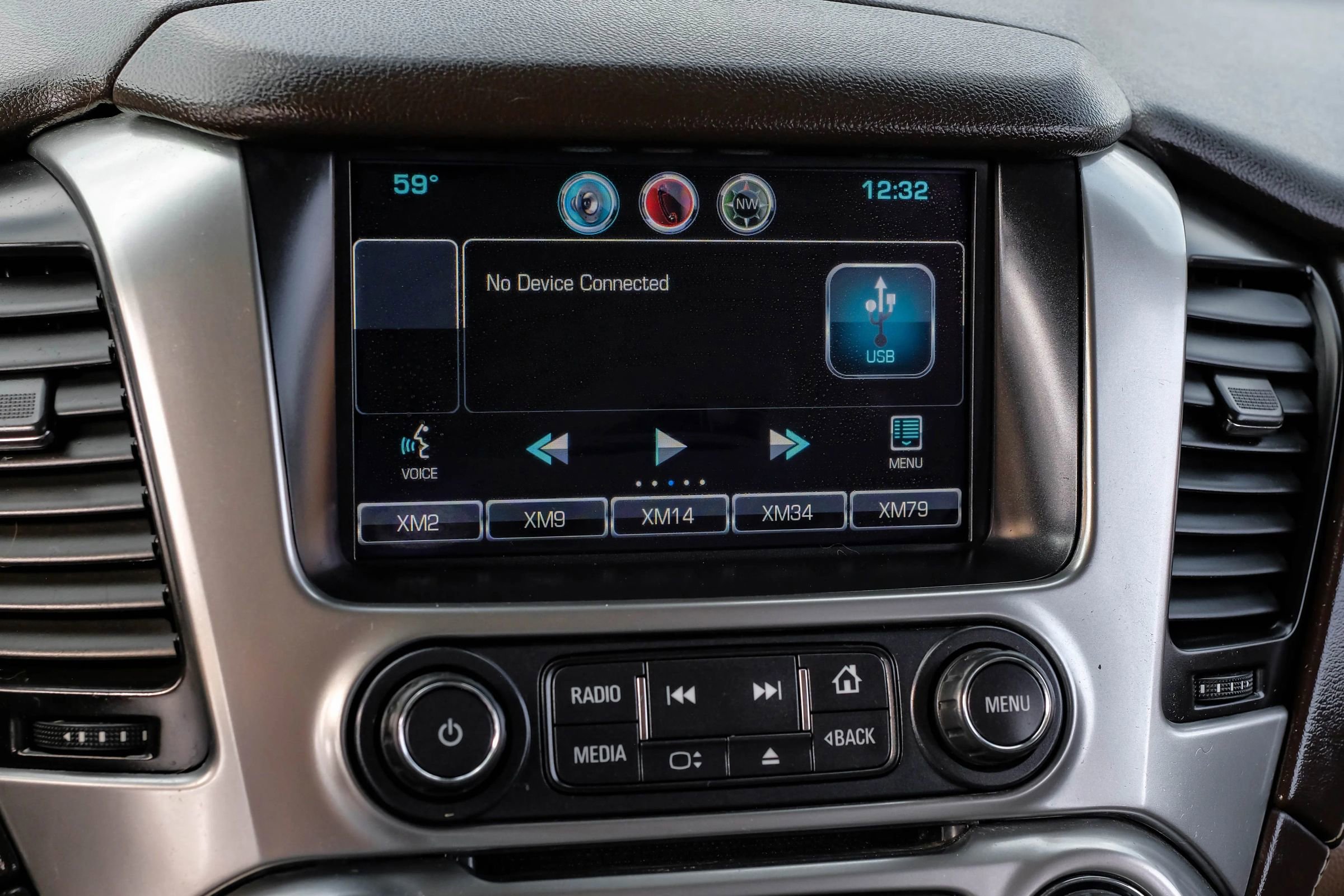 Used 2015 Chevrolet Suburban LTZ image 37