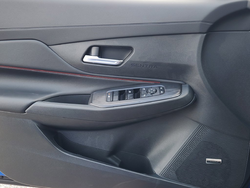 New 2026 Nissan Sentra SR w/ SR Premium Package FWD image 16
