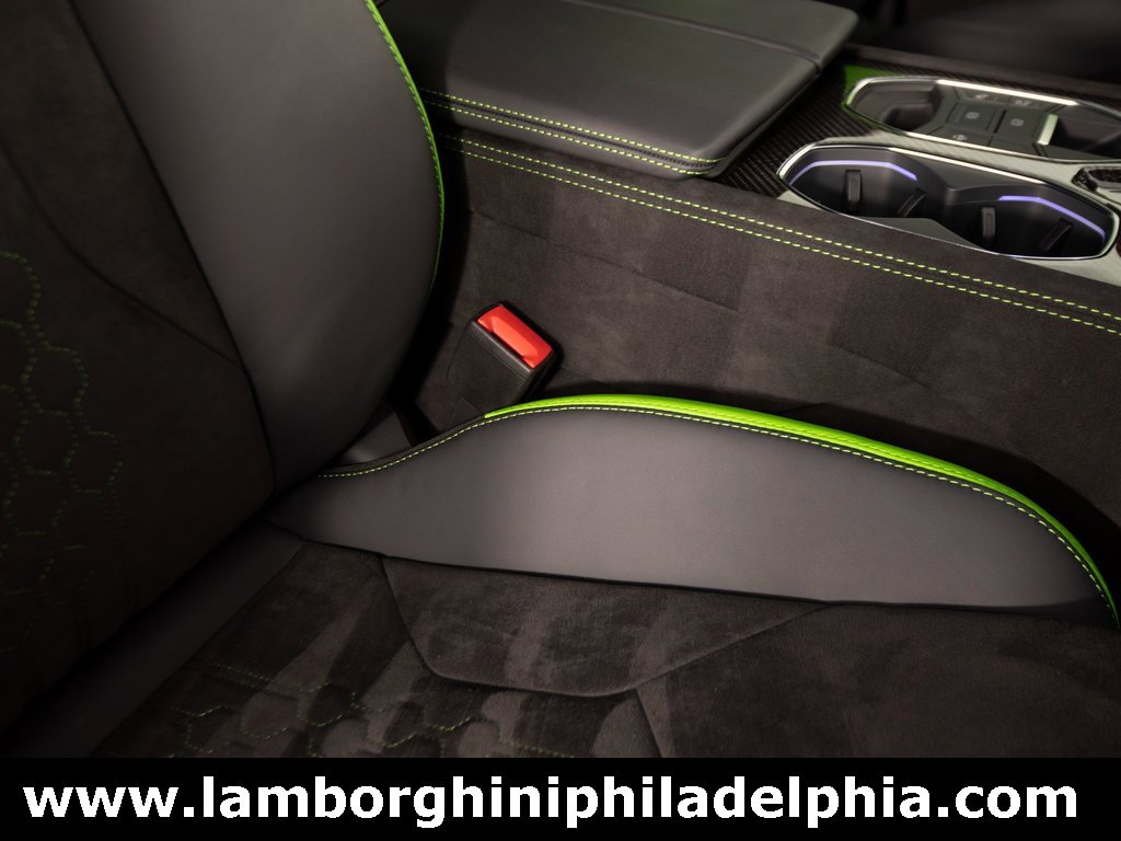 Used 2024 Lamborghini Urus S image 57