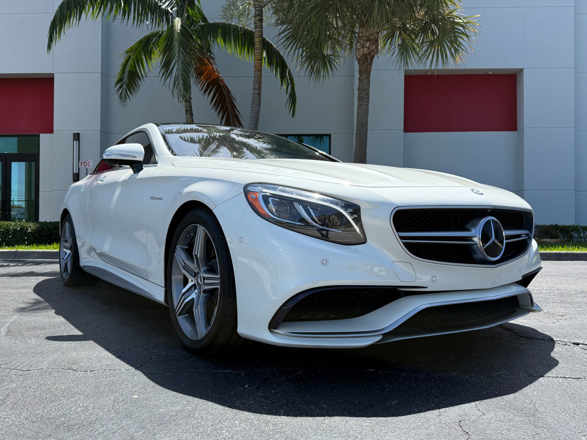 Used 2015 Mercedes-Benz S 63 AMG 4MATIC Coupe image 4