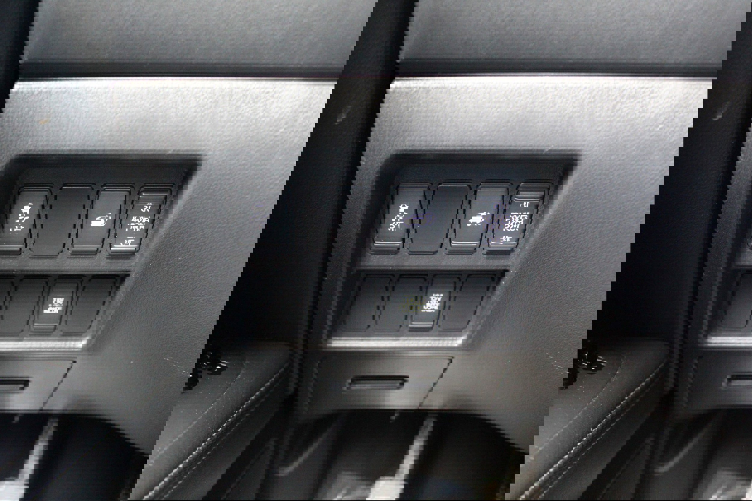 Used 2013 Nissan Pathfinder SL w/ Cargo Pkg image 29