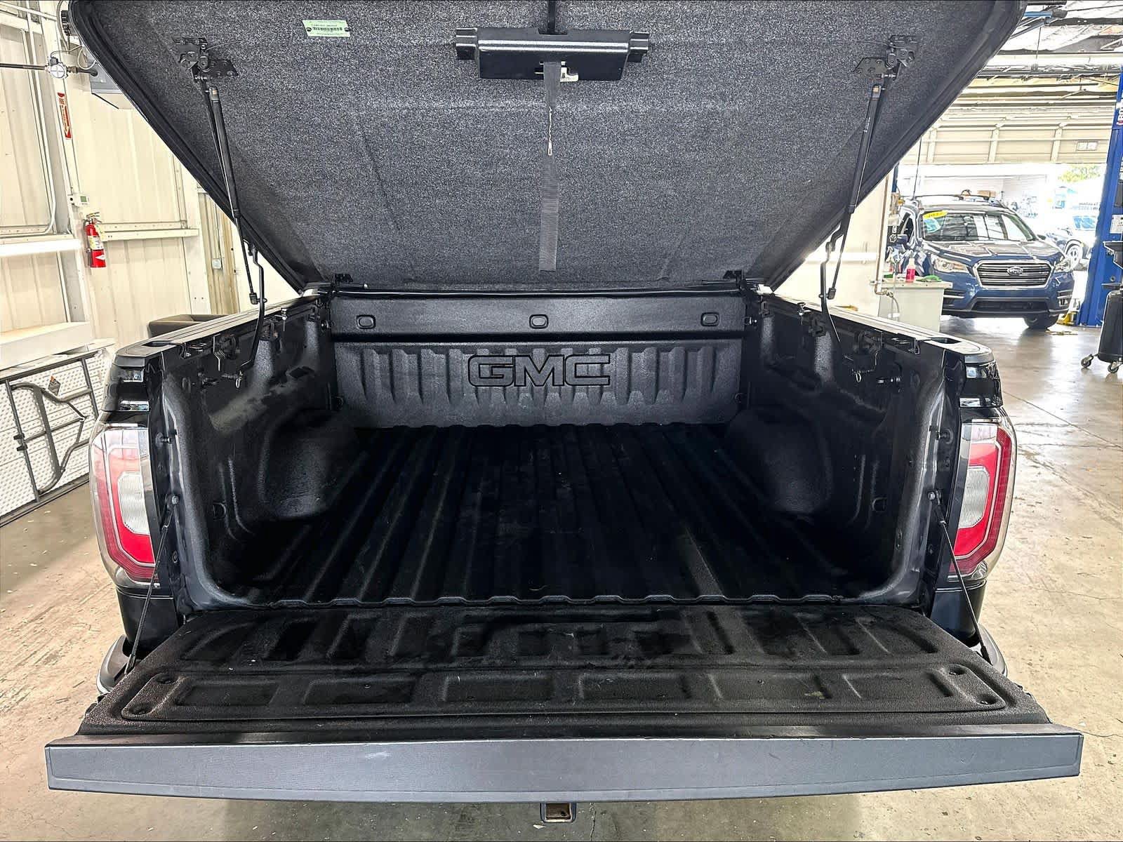 Used 2017 GMC Sierra 1500 SLT RWD image 10
