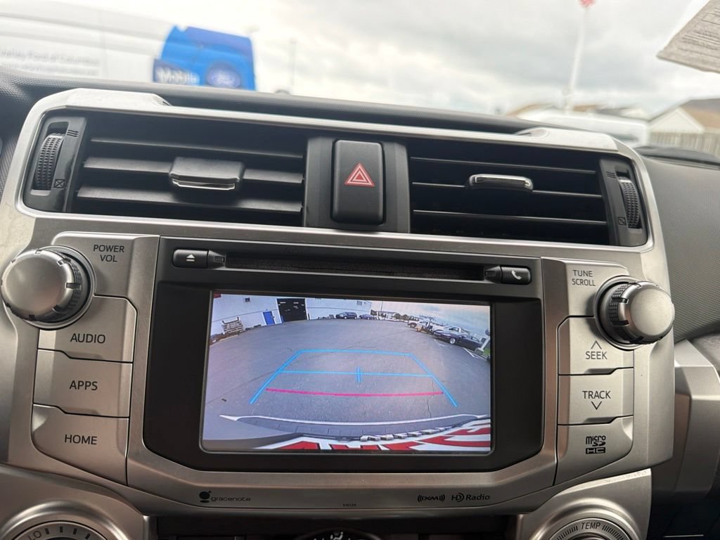 Used 2018 Toyota 4Runner SR5 AWD/4WD image 27