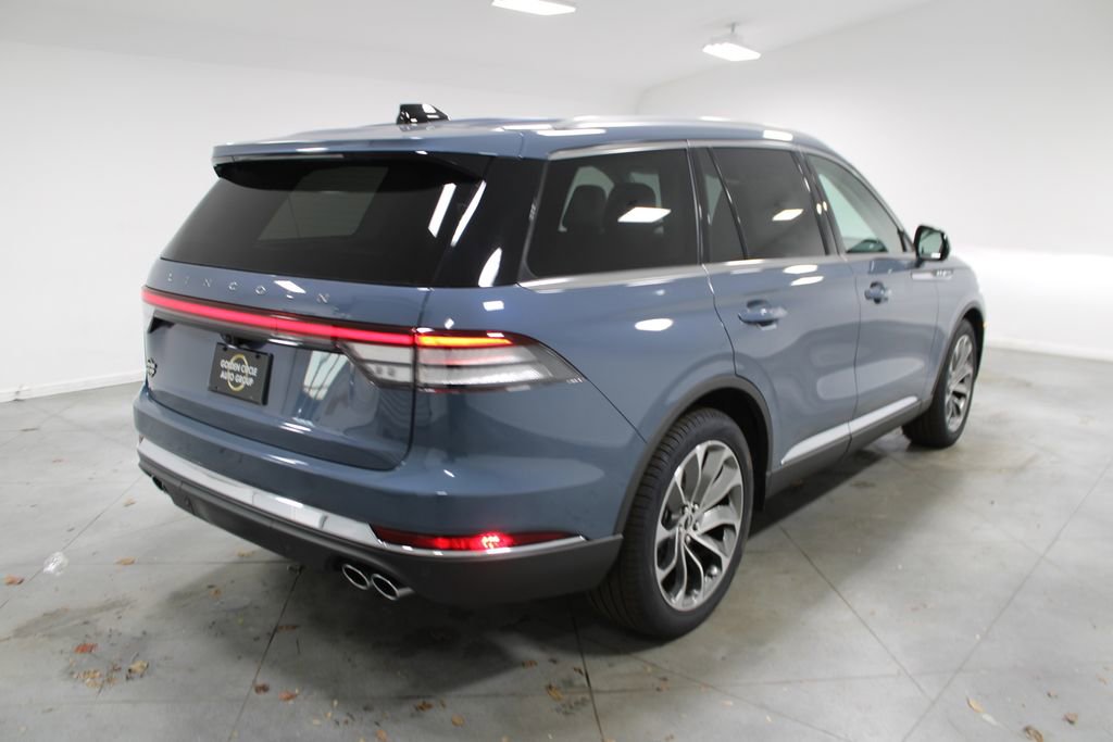 New 2026 Lincoln Aviator 2WD image 8
