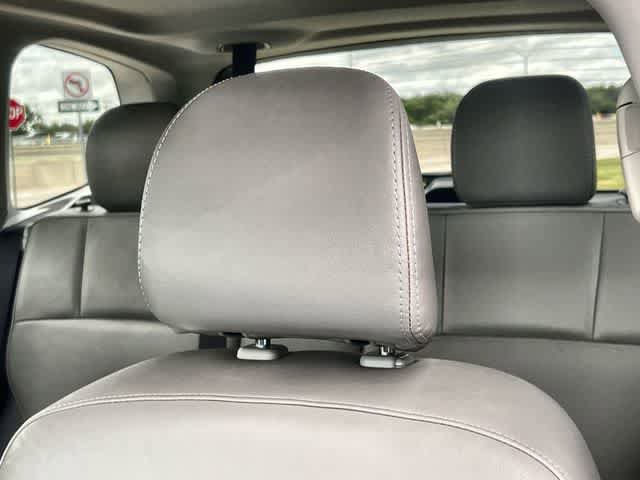 Used 2015 Subaru Forester 2.5i Touring w/ Eyesight & Navigation System AWD/4WD image 25