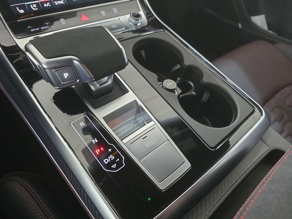 New 2026 Audi RS Q8 performance image 13