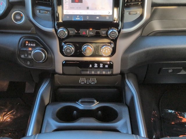 Used 2026 RAM 1500 Express AWD/4WD image 18