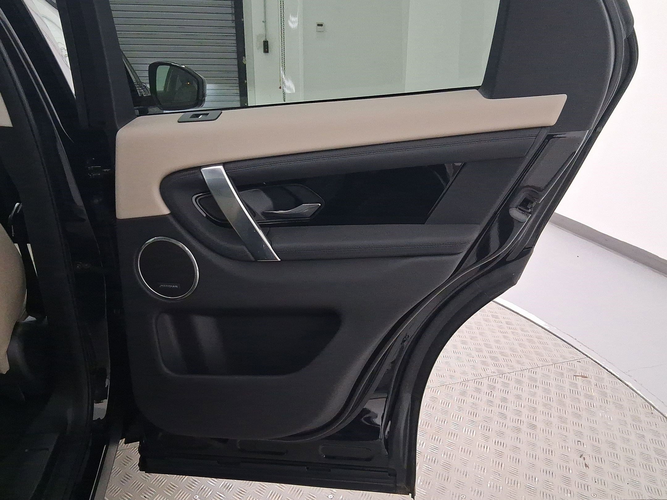 Certified 2025 Land Rover Discovery Sport S AWD/4WD image 33