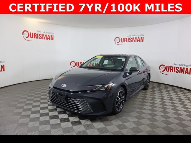 Used 2026 Toyota Camry XLE image 3