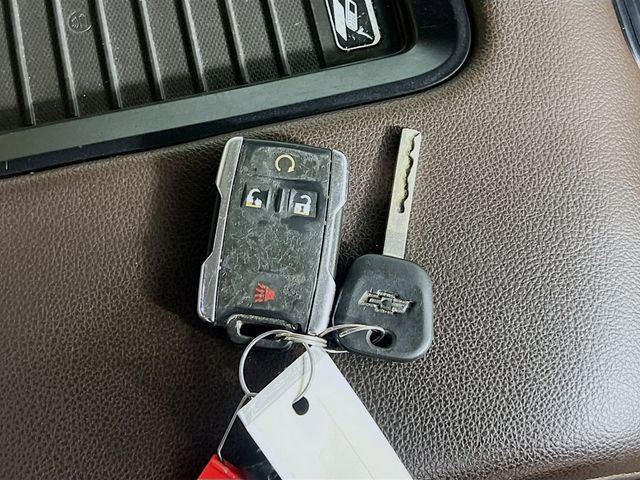 Used 2018 Chevrolet Silverado 1500 LTZ image 32