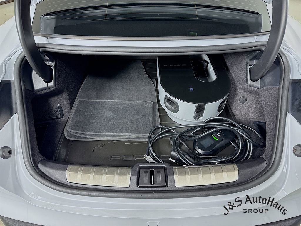 Used 2021 Porsche Taycan Turbo S image 34