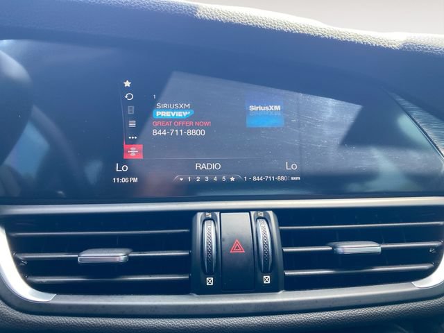 Used 2019 Alfa Romeo Giulia AWD w/ Cold Weather Package image 23