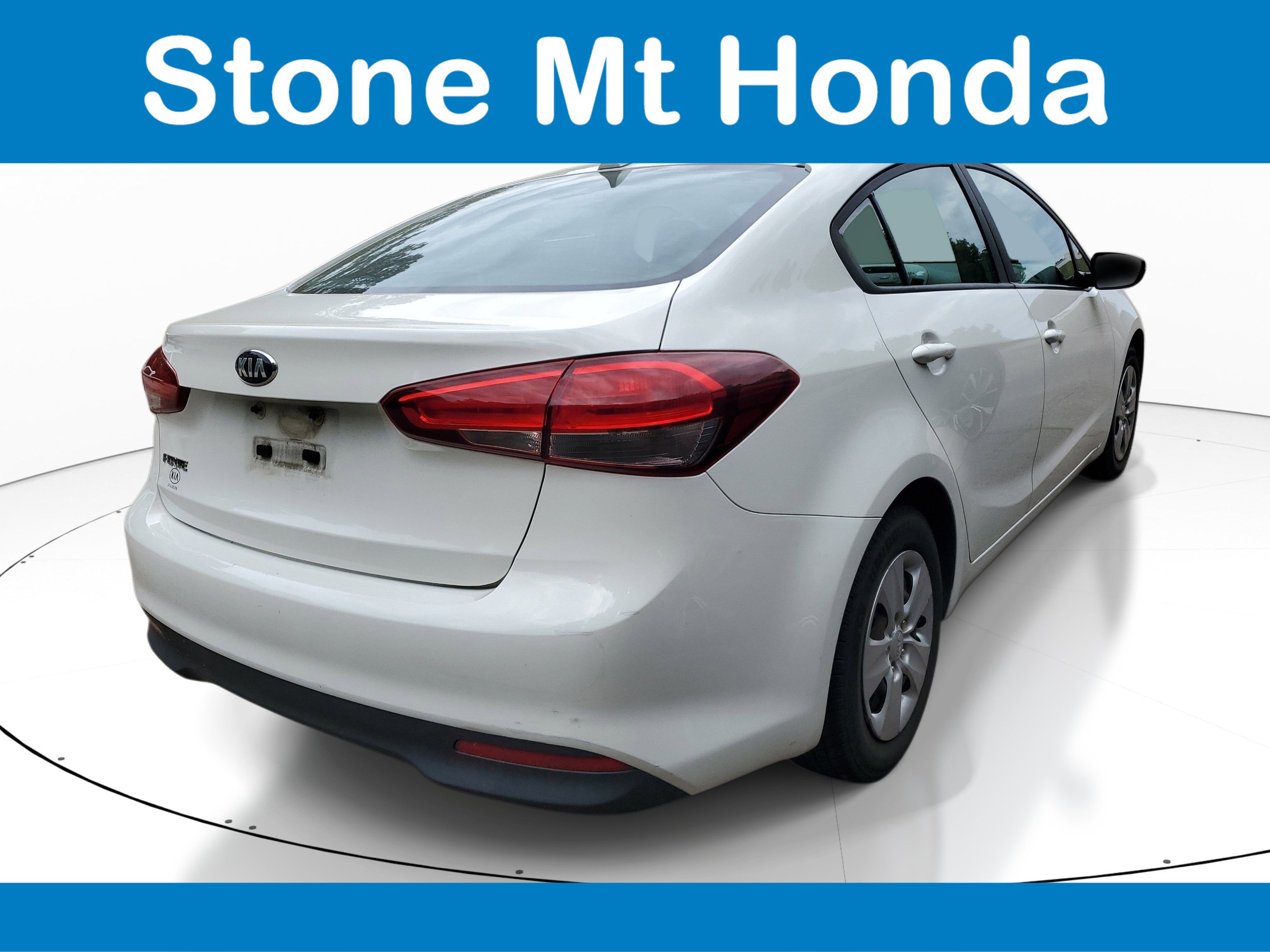 Used 2017 Kia Forte LX FWD image 6