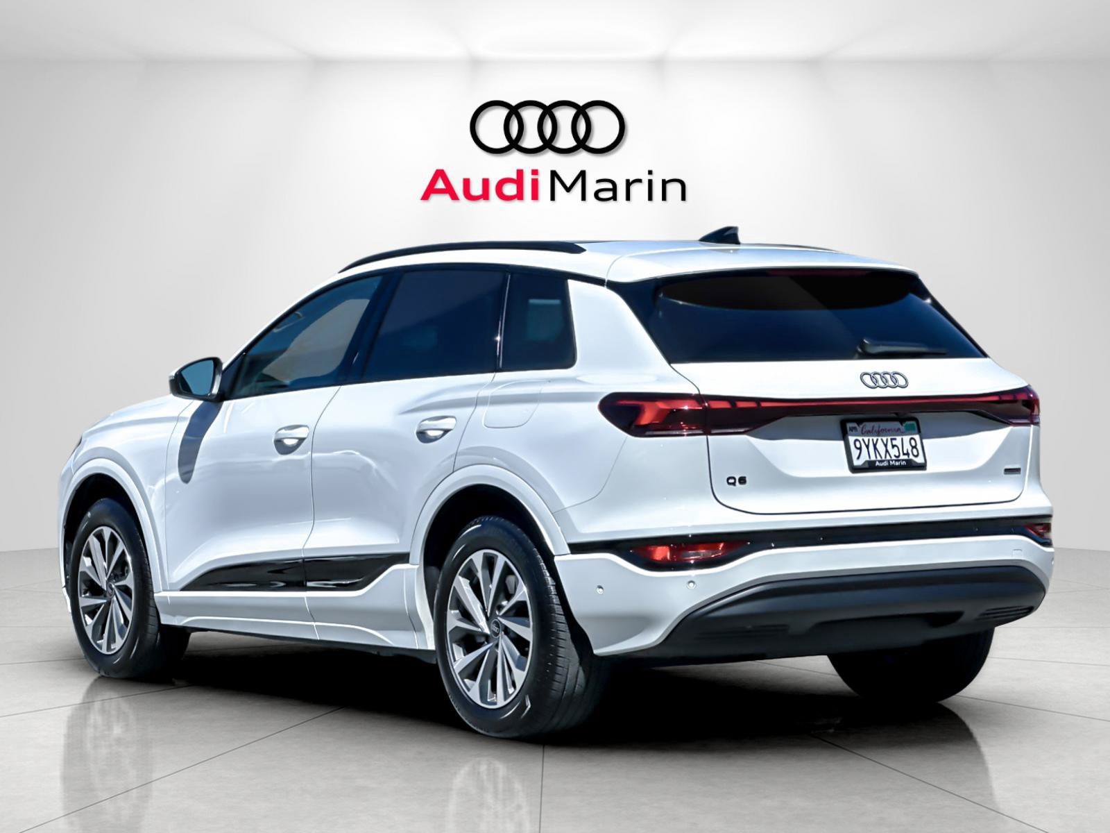 Certified 2025 Audi Q6 e-tron Premium Plus AWD/4WD image 3