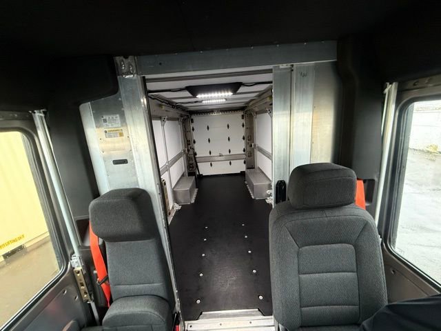 Used 2024 Chevrolet Brightdrop 600 w/ Commercial Equipment Package image 14