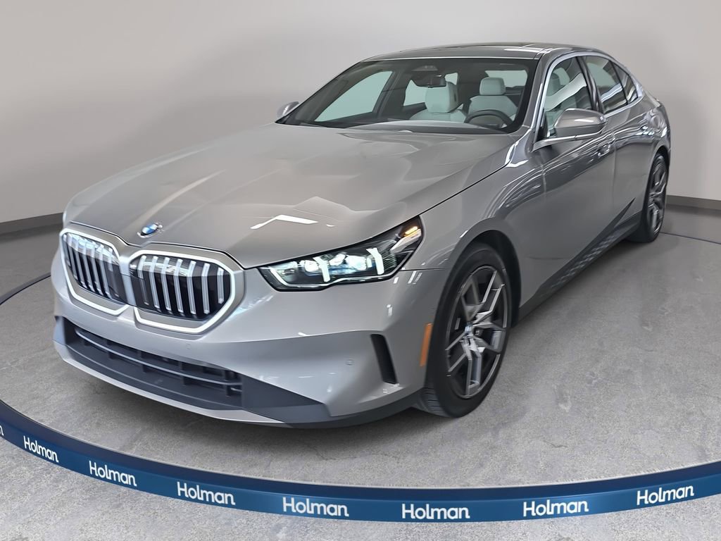 Used 2026 BMW 530i w/ Premium Package image 1