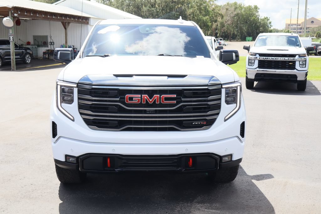 Certified 2024 GMC Sierra 1500 AT4 w/ Technology Package AWD/4WD image 4
