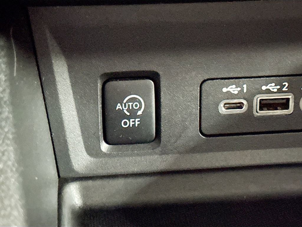 Used 2024 Nissan Sentra SV image 19