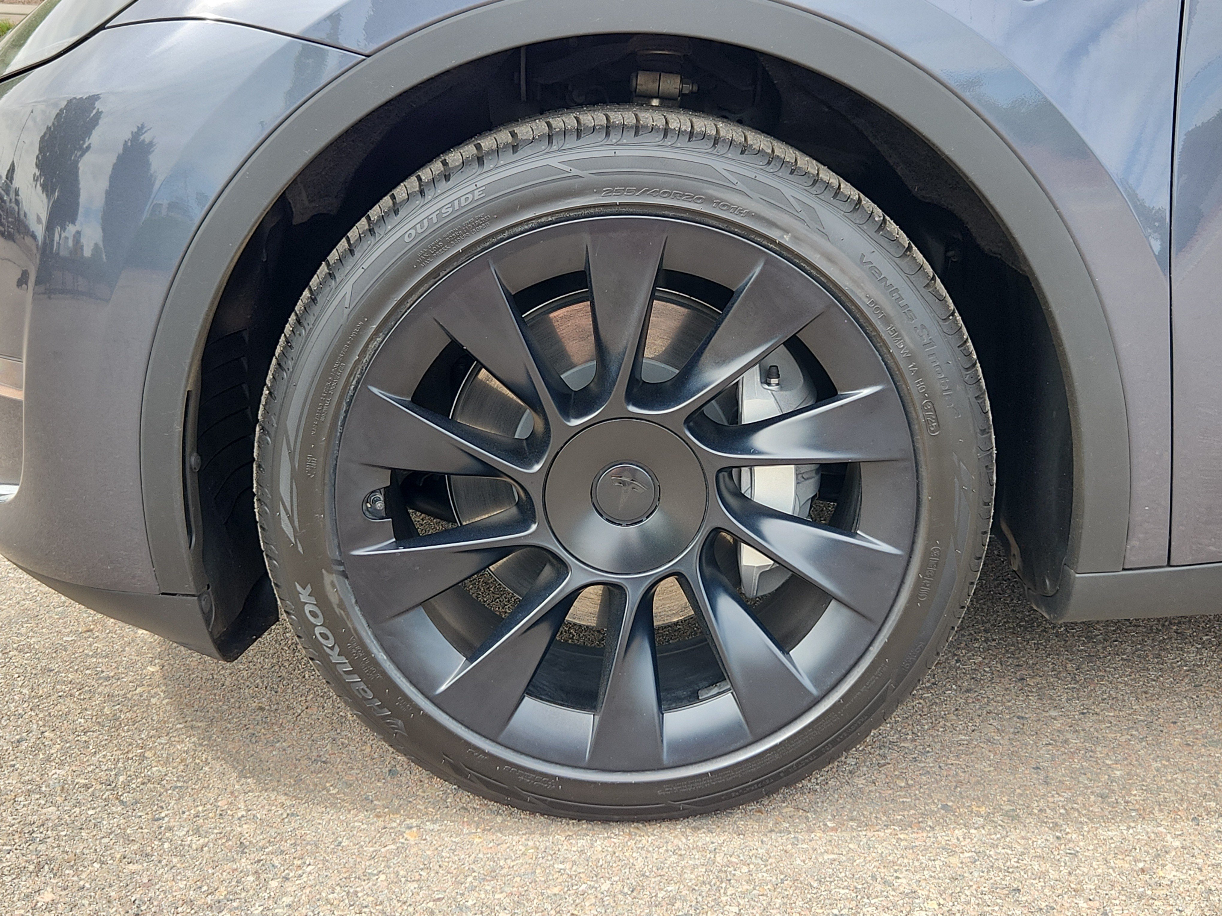Used 2023 Tesla Model Y AWD image 19