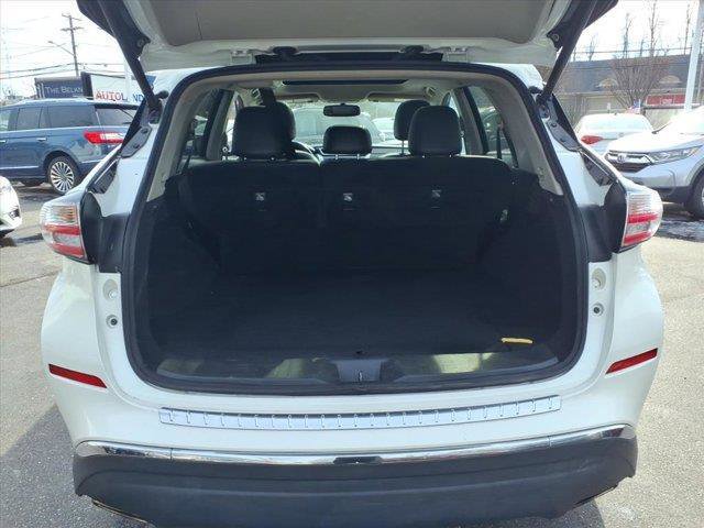 Used 2018 Nissan Murano SL w/ Moonroof Package image 12