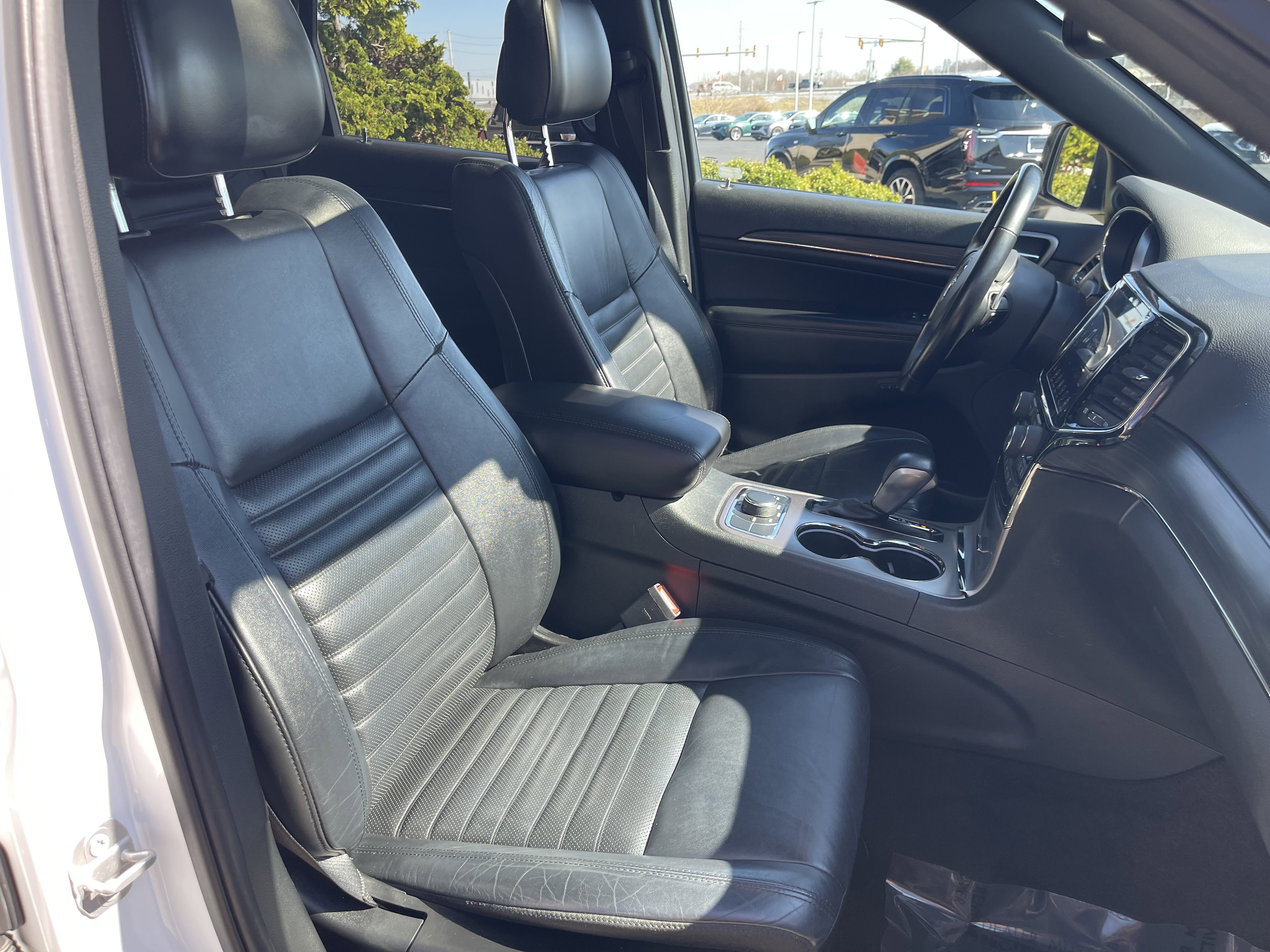 Used 2019 Jeep Grand Cherokee Limited X image 19