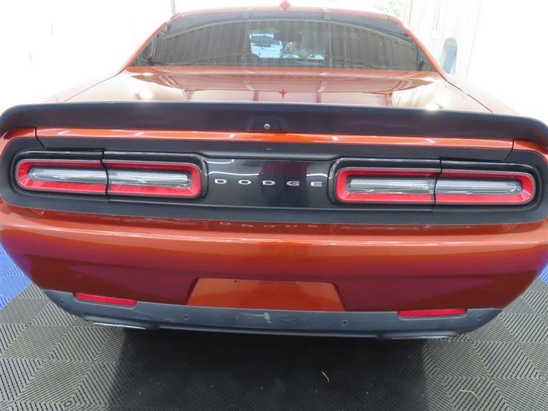 Used 2022 Dodge Challenger R/T Scat Pack RWD image 5