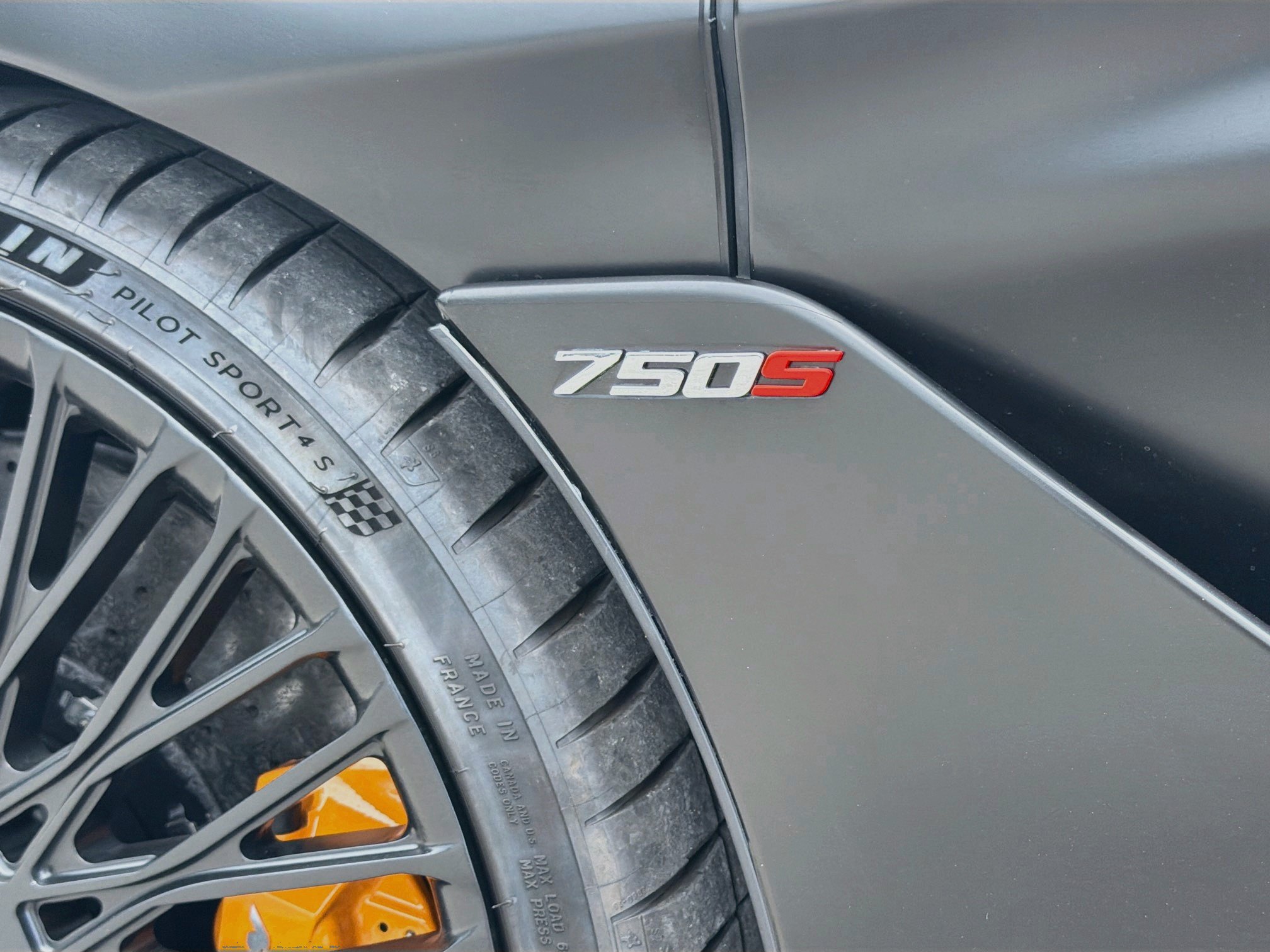 Used 2024 McLaren 750S Spider RWD image 35
