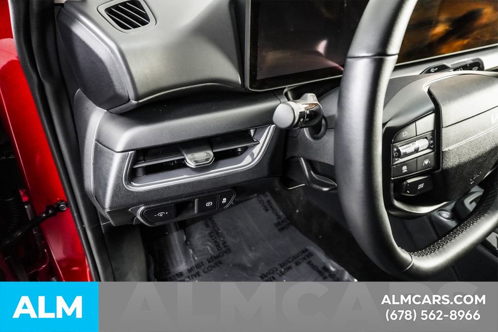 Used 2025 Kia K4 EX image 31