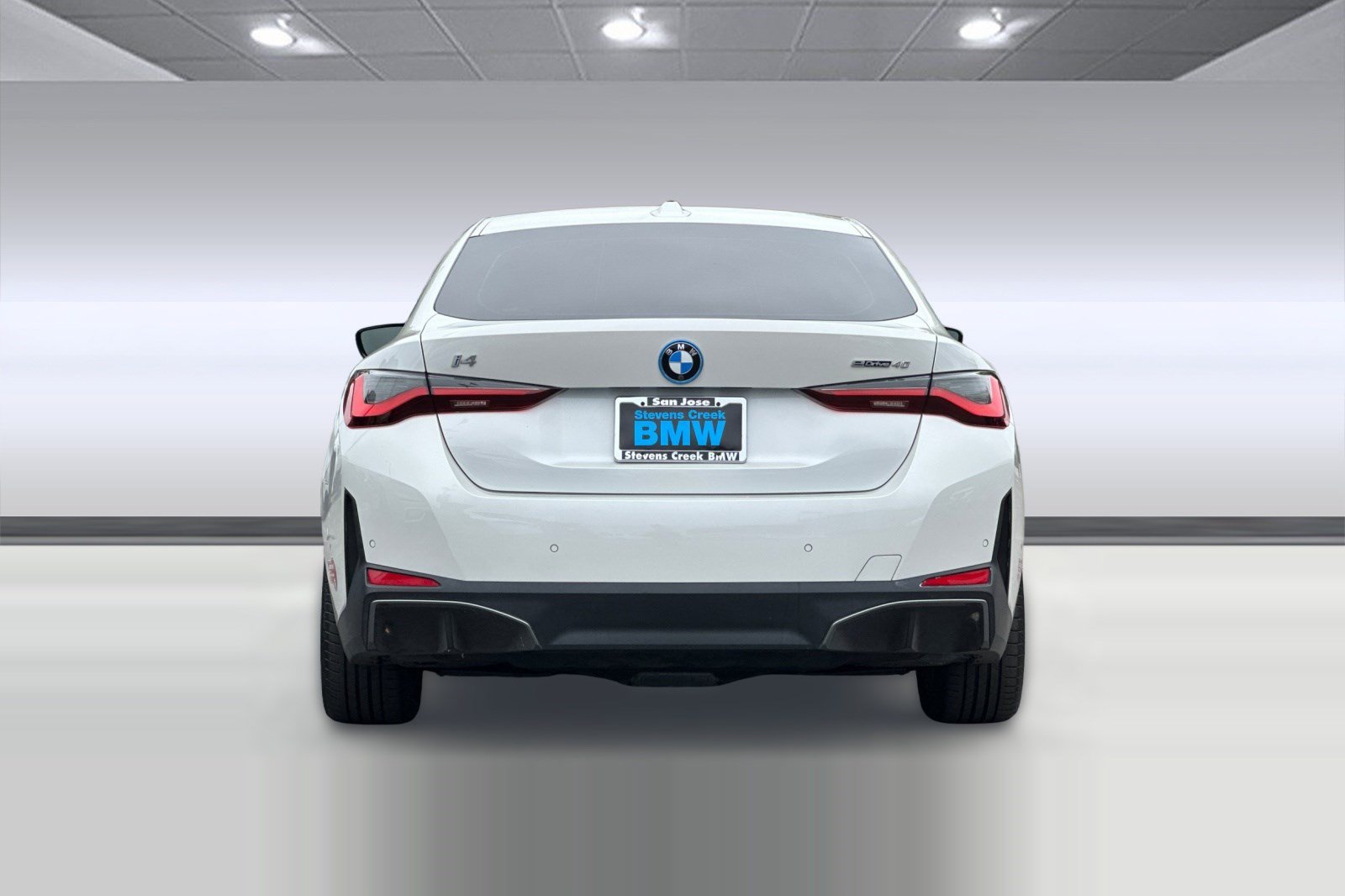 Certified 2023 BMW i4 eDrive40 w/ Premium Package RWD image 9