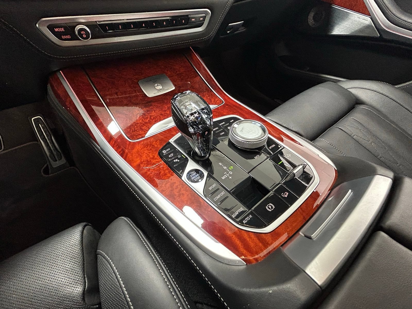Used 2022 BMW ALPINA XB7 AWD/4WD image 22