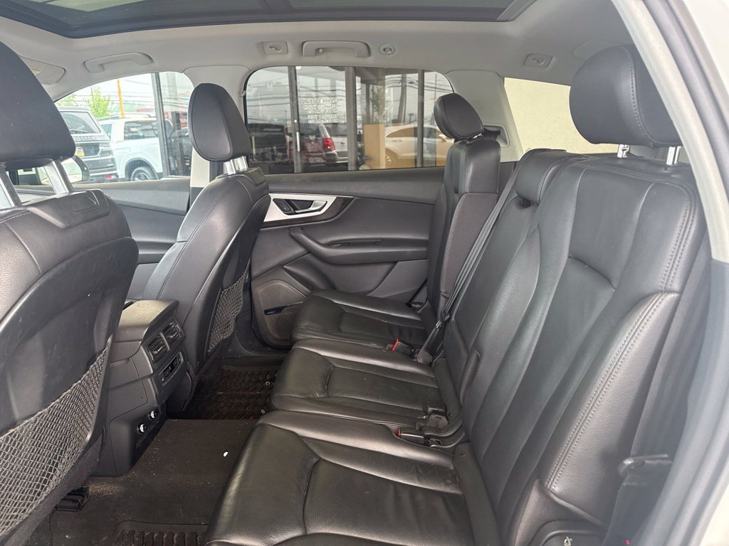 Used 2019 Audi Q7 2.0T Premium Plus AWD/4WD image 14
