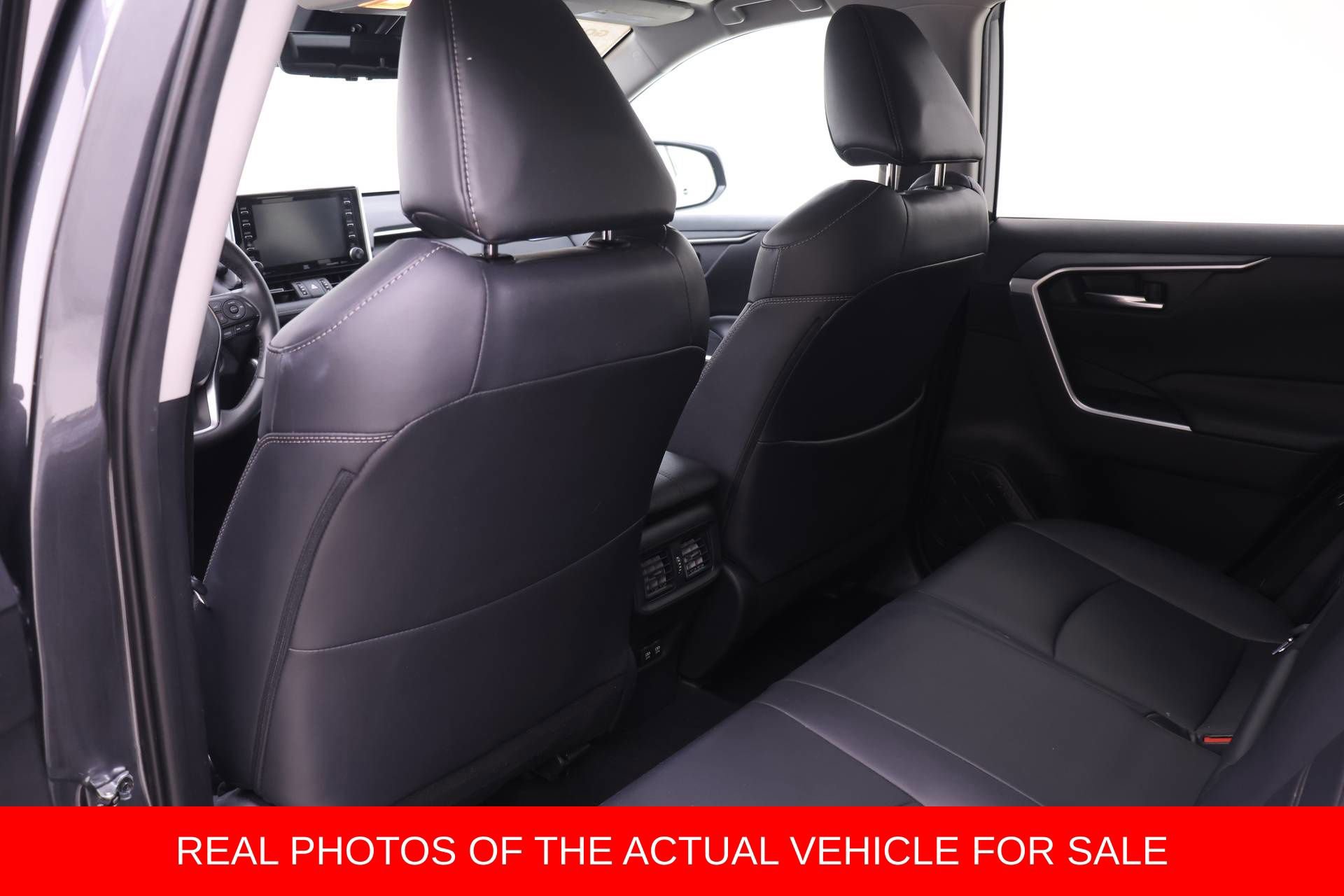 Certified 2020 Toyota RAV4 XLE Premium image 11