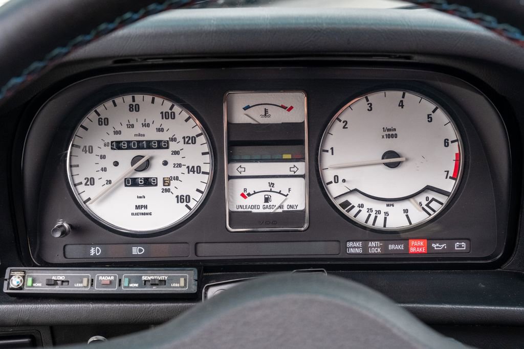 Used 1988 BMW 535i Sedan image 2